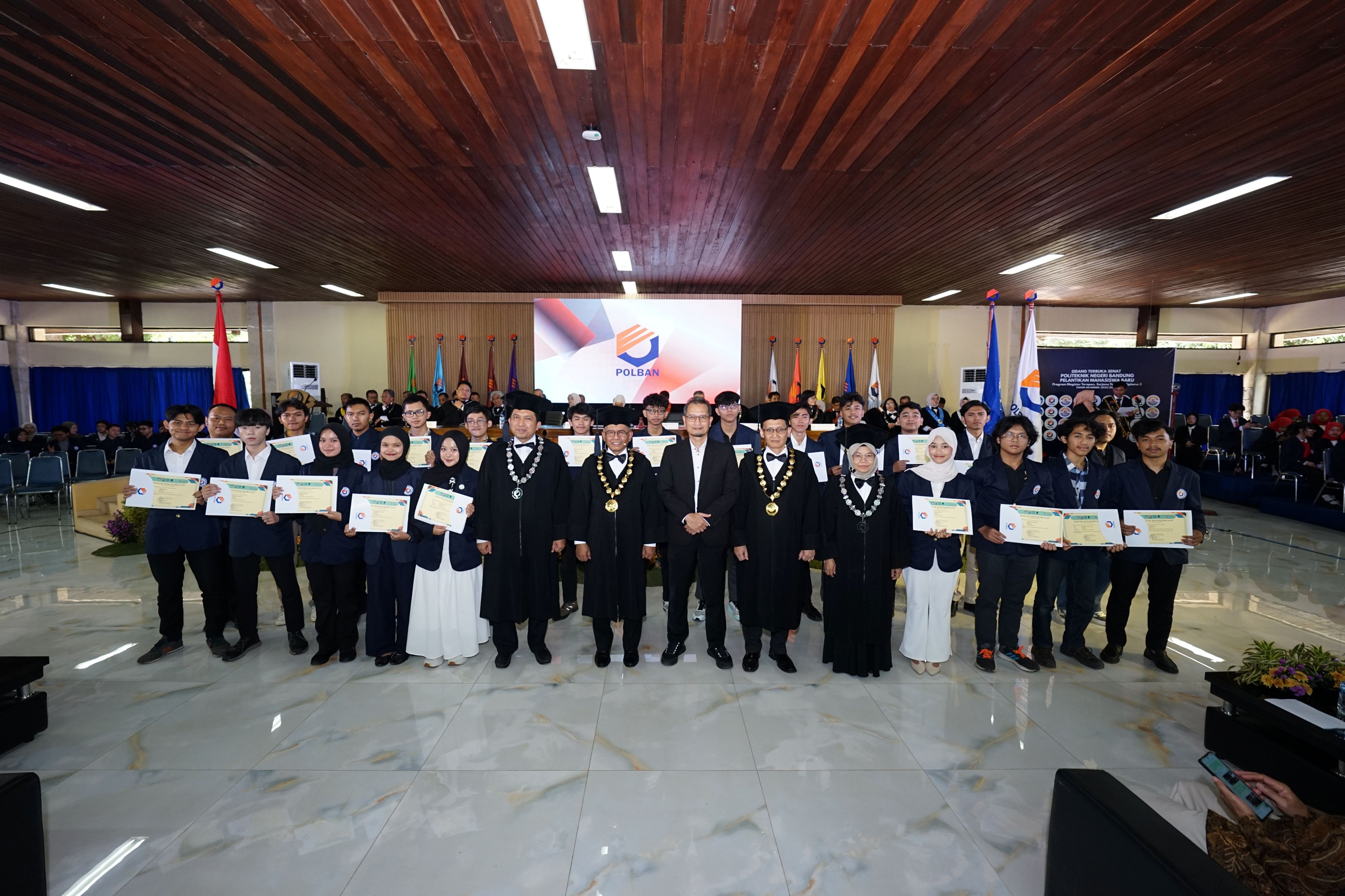 Mahasiswa Berprestasi